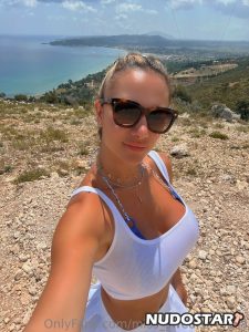 Miss Swedish Bella – Bellaswedish OnlyFans Leaks (49 Photos)