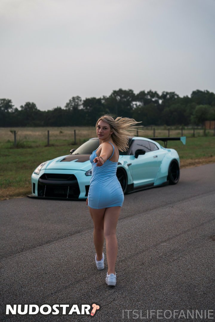 Anniesgarage OnlyFans Leaks (10 Photos)