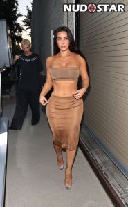 Kim Kardashian Instagram Leaks (15 Photos)