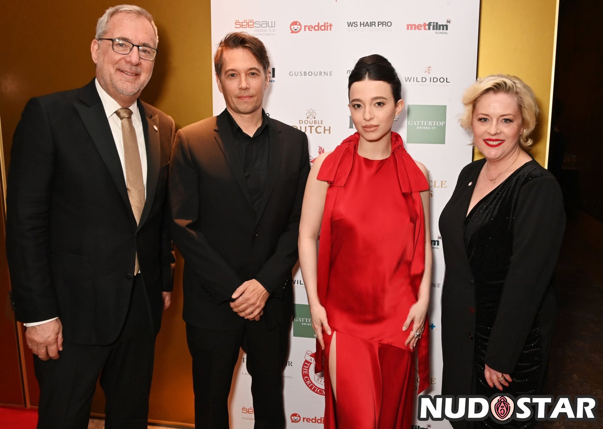 Mikey Madison Leaks (18 Photos)