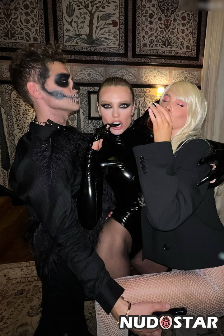 Wallis Day Instagram Leaks (10 Photos)