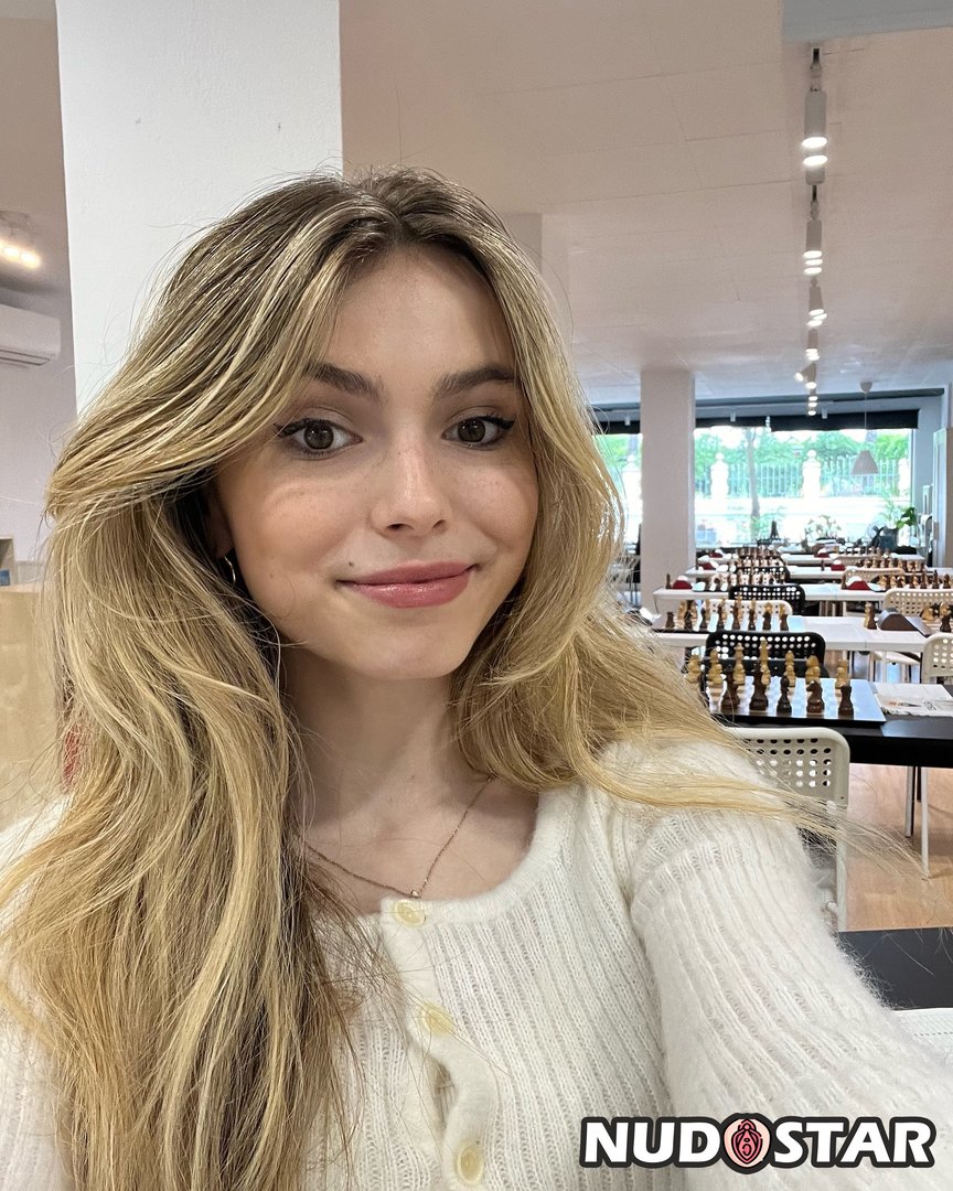 Anna Cramling Instagram Leaks (13 Photos)