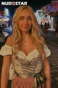 Misslara OnlyFans Leaks (15 Photos)