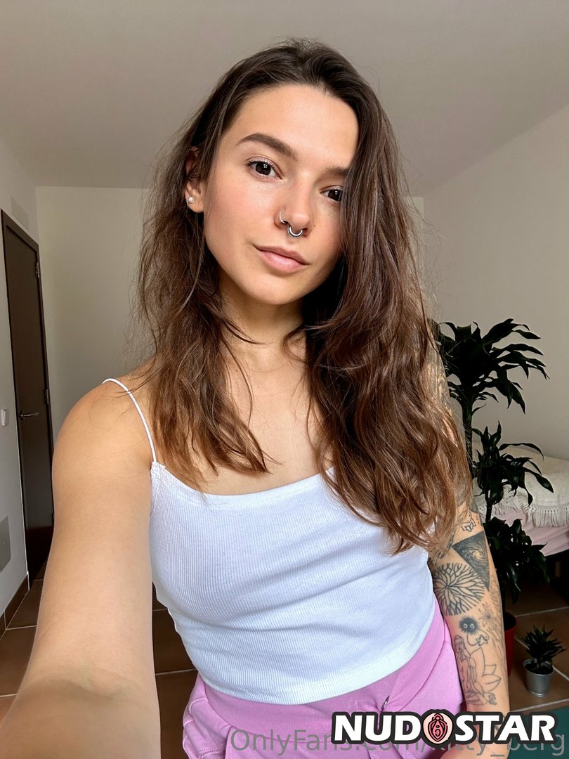 Kitty Berg OnlyFans Leaks (15 Photos)