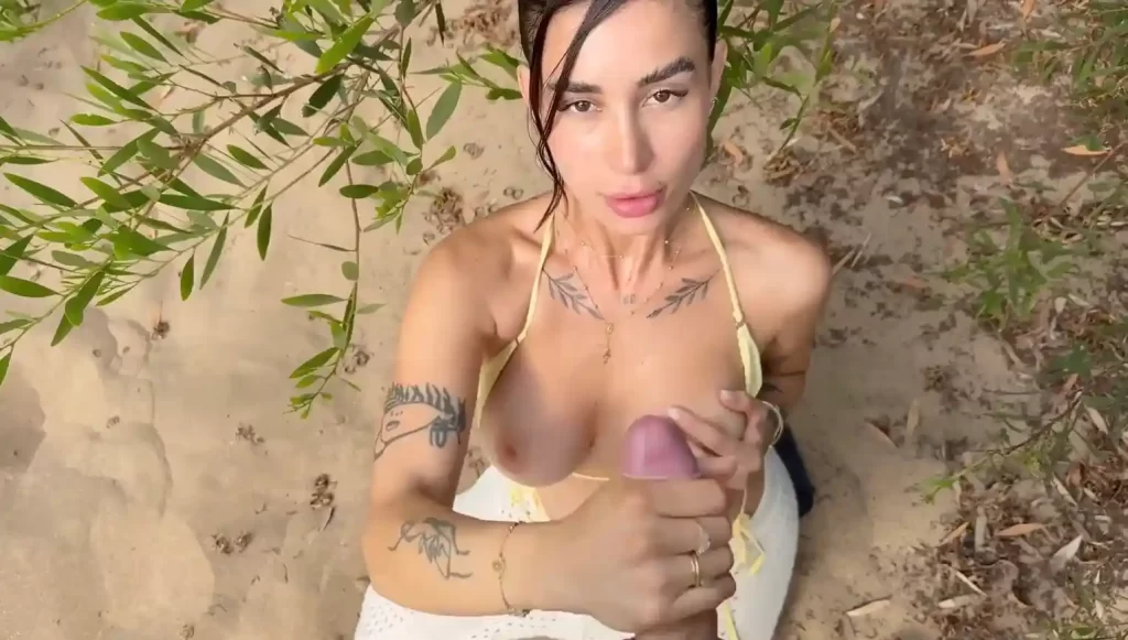 CamNairx | Outdoor Blowjob Video Leaked