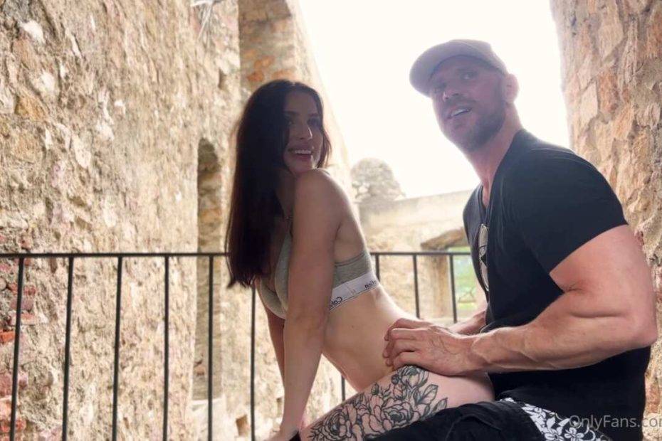 Reislin Sex In A Castle Video Leaked