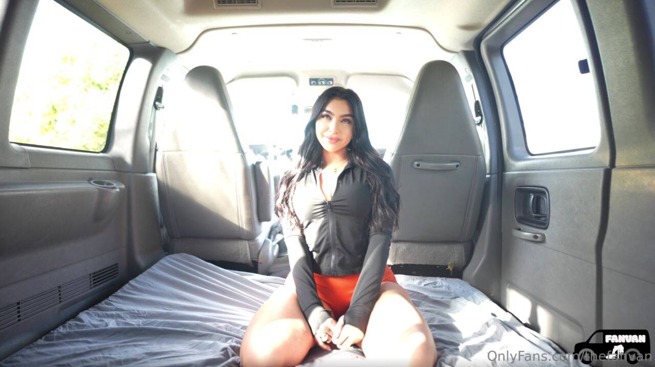 Emily Rinaudo Gets Fucked On The Bus Video Leaked