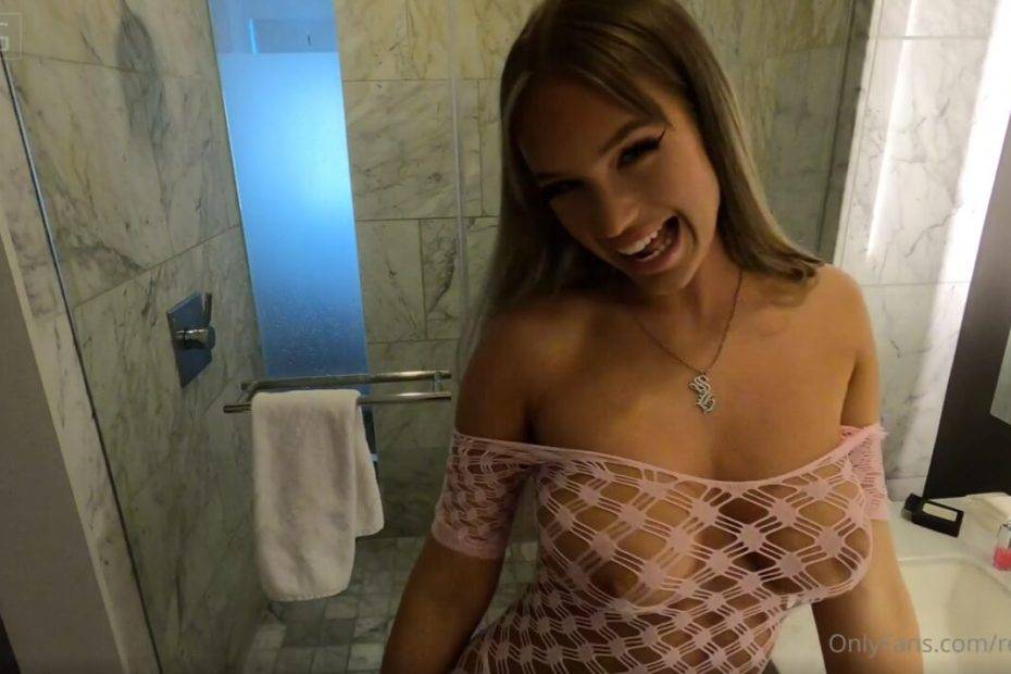 Sky Bri Gets Fucked In The Bathroom Video Leaked