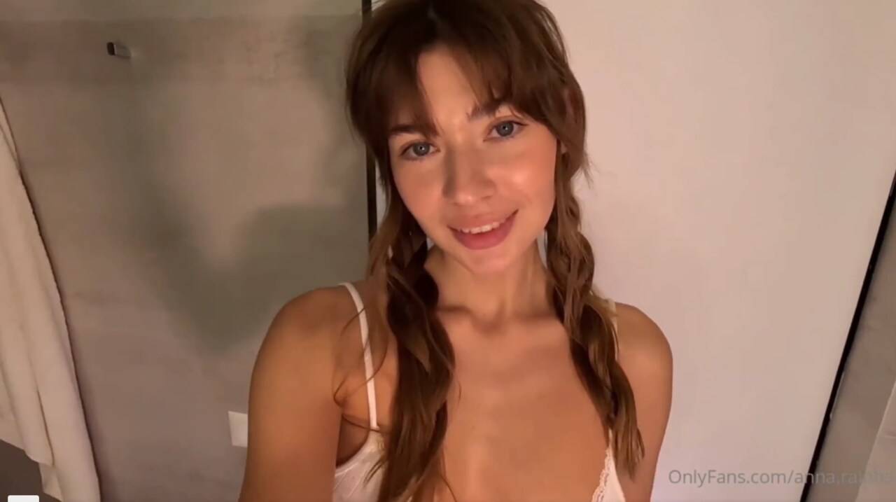 Anna Ralphs Bathroom Anal Video Leaked